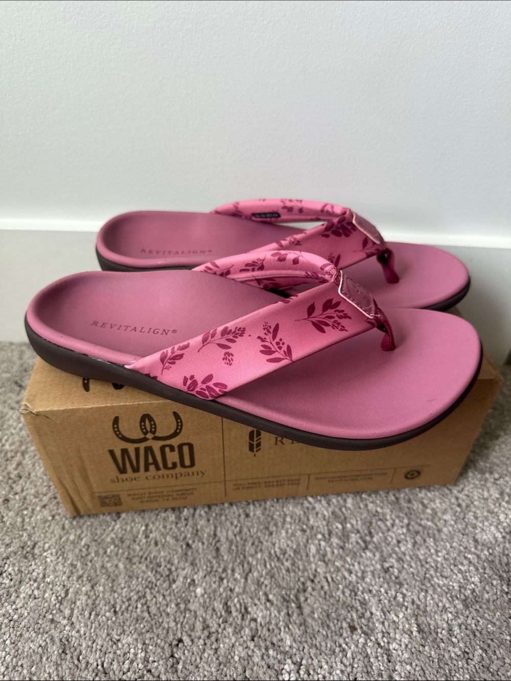 Revitalign Orthotic Floral Thong Sandals - Dahlia Botanical Size 10